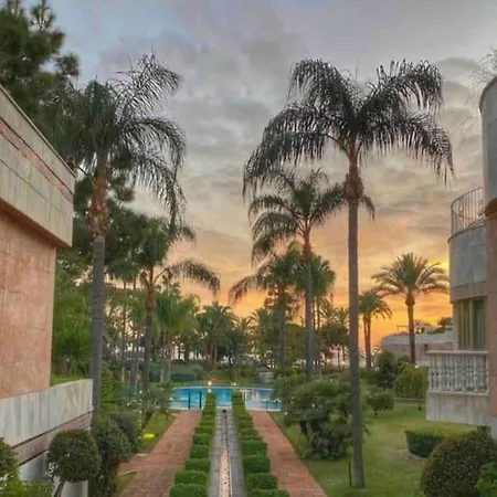 Appartamento Frontline Sea En Puerto Banus Grey De Albion Marbella