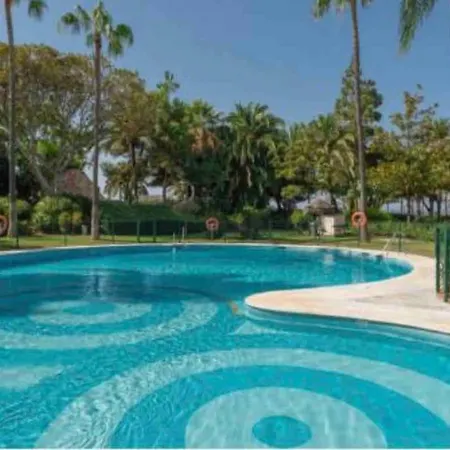 Frontline Sea En Puerto Banus Grey De Albion Apartman *