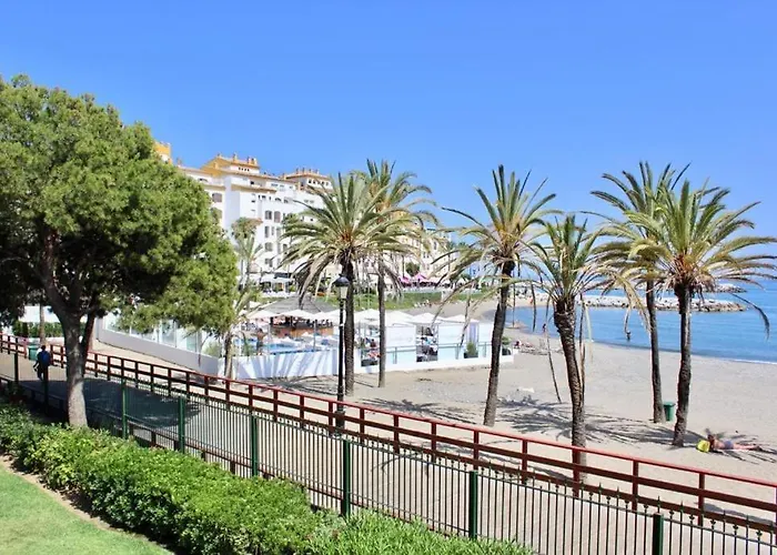 Lägenhet Frontline Sea En Puerto Banus Grey De Albion Marbella